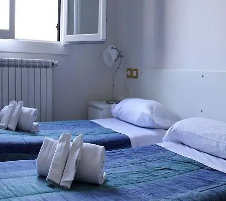 Aparthotel City House Sant'orsola 3*