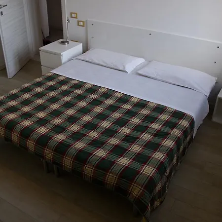 Aparthotel City House Sant'orsola 3*