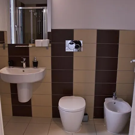 City House Sant'orsola Aparthotel 3*