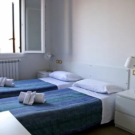 City House Sant'orsola 3*