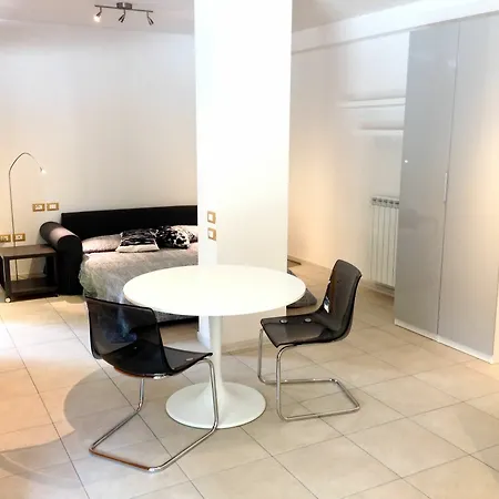 Aparthotel City House Sant'orsola 3*